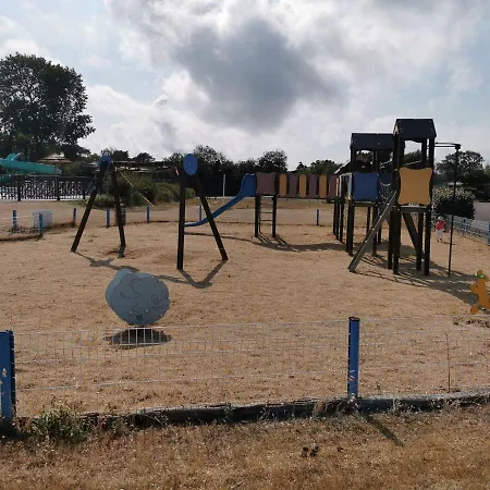 Parc Etang De Besse Campingplads *