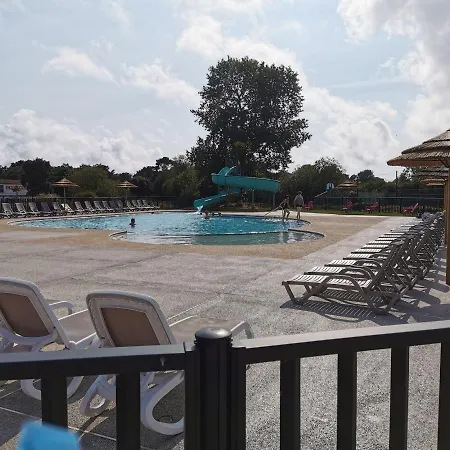Parc Etang De Besse Campingplads